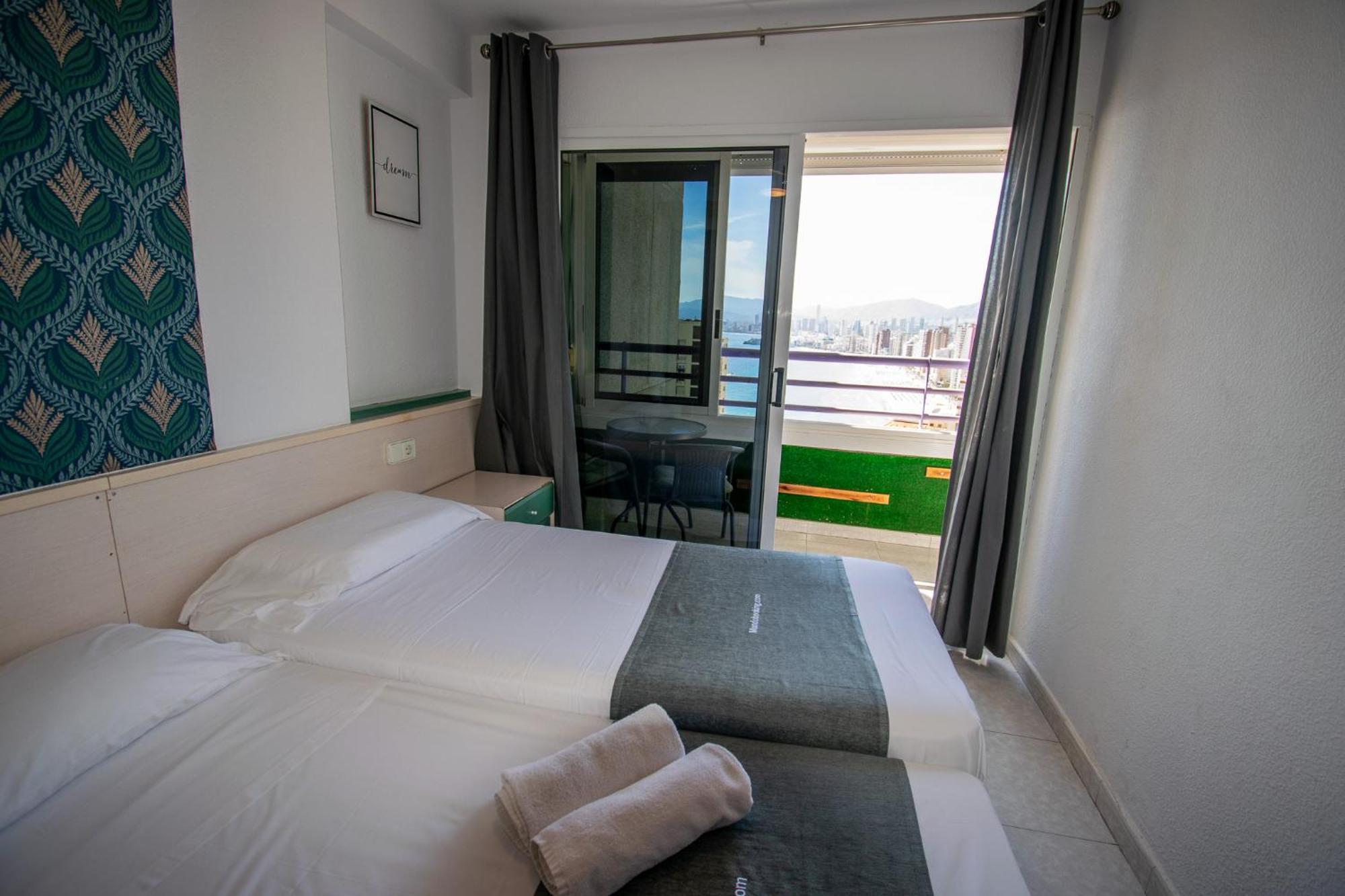 Tropicmar Familiar Levante Beach Бенидорм Екстериор снимка
